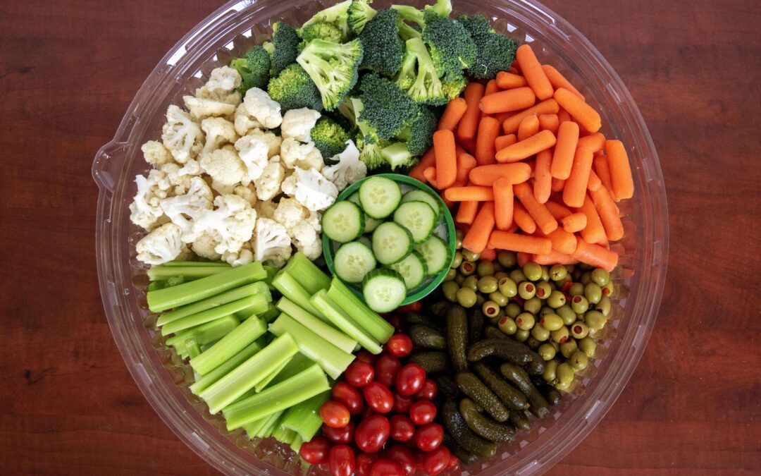 Buying Vs. Making A Veggie Tray: Which Is More Cost-Effective